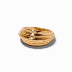 Bague dôme de caractère rainurée couleur dorée