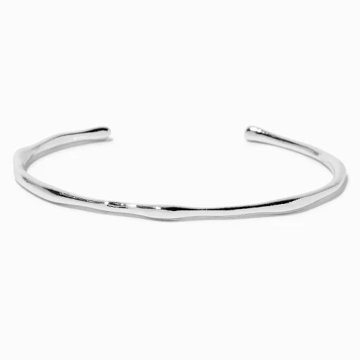 Bracelet manchette matelassé couleur argentée