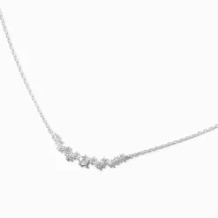 Collier à pendentif en forme d’arc en zircon cubique couleur argentée