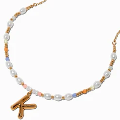 Collier à pendentif perlé pastel à initiale bulle couleur dorée - K