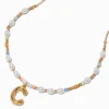 Collier à pendentif perlé pastel à initiale bulle couleur dorée - C