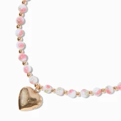 Collier à perles d'imitation rose médaillon cœur couleur dorée