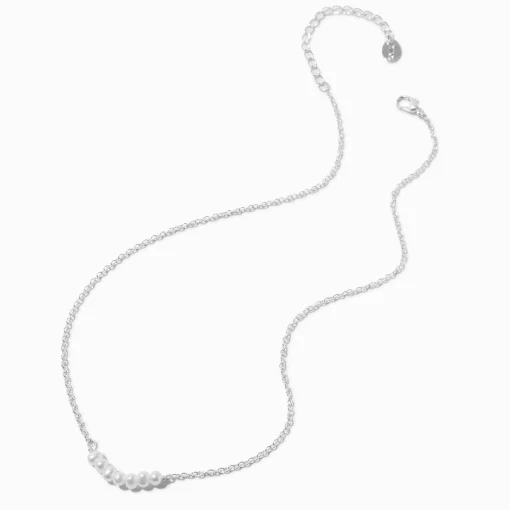Collier avec pendentif en perle d’eau douce couleur argentée