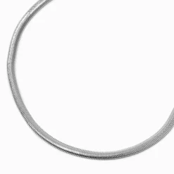 Collier de chaîne serpent couleur argentée