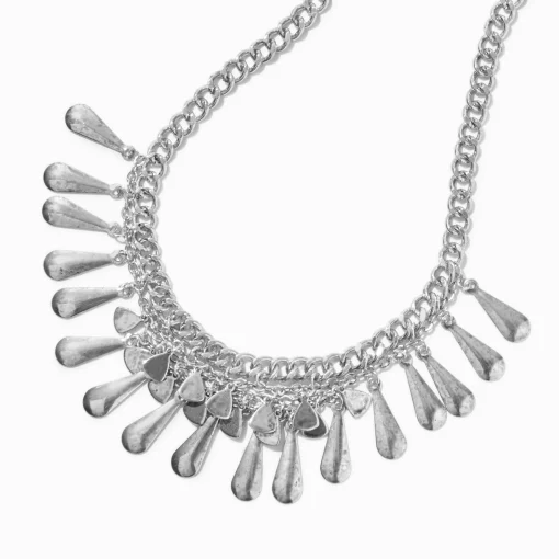Collier volumineux western couleur argentée