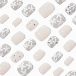Daisy Bling Squoval Vegan Faux Nail Set - 24 Pack