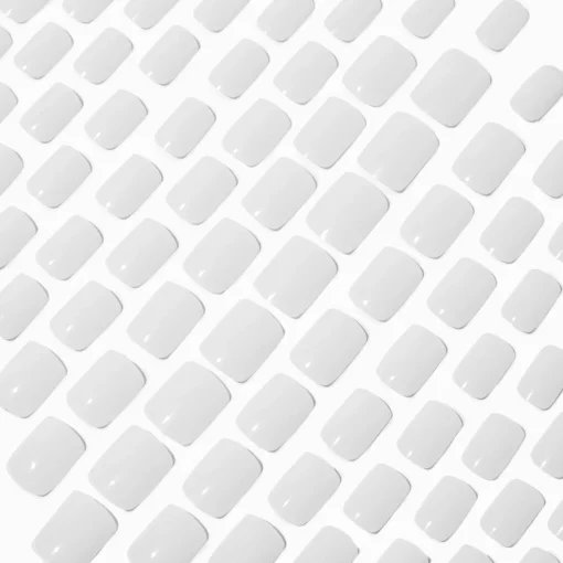 Faux ongles vegan carrés nuages blancs - Lot de 100