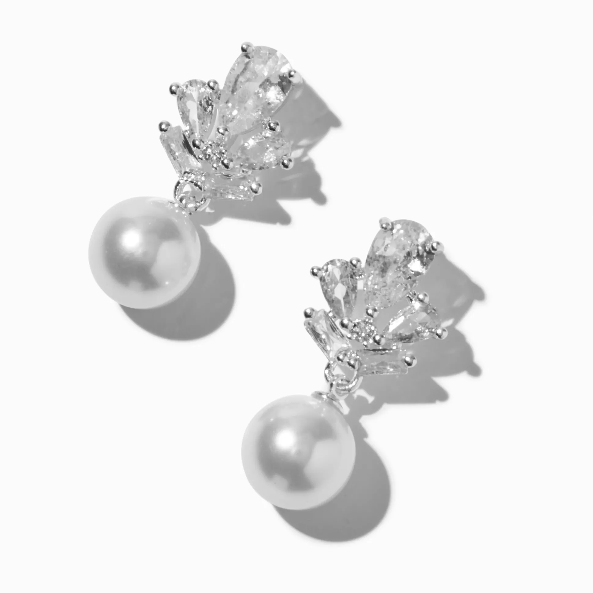 Pendantes 2,5 cm style vintage perles d'imitation et zircon cubique d'imitation