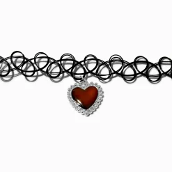 Ras-de-cou effet tatouage avec pendentif d’humeur cœur